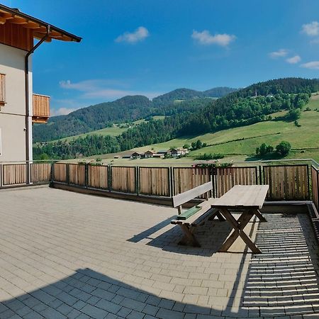 Planerhof Apartment Lilie ฟูเนส ภายนอก รูปภาพ